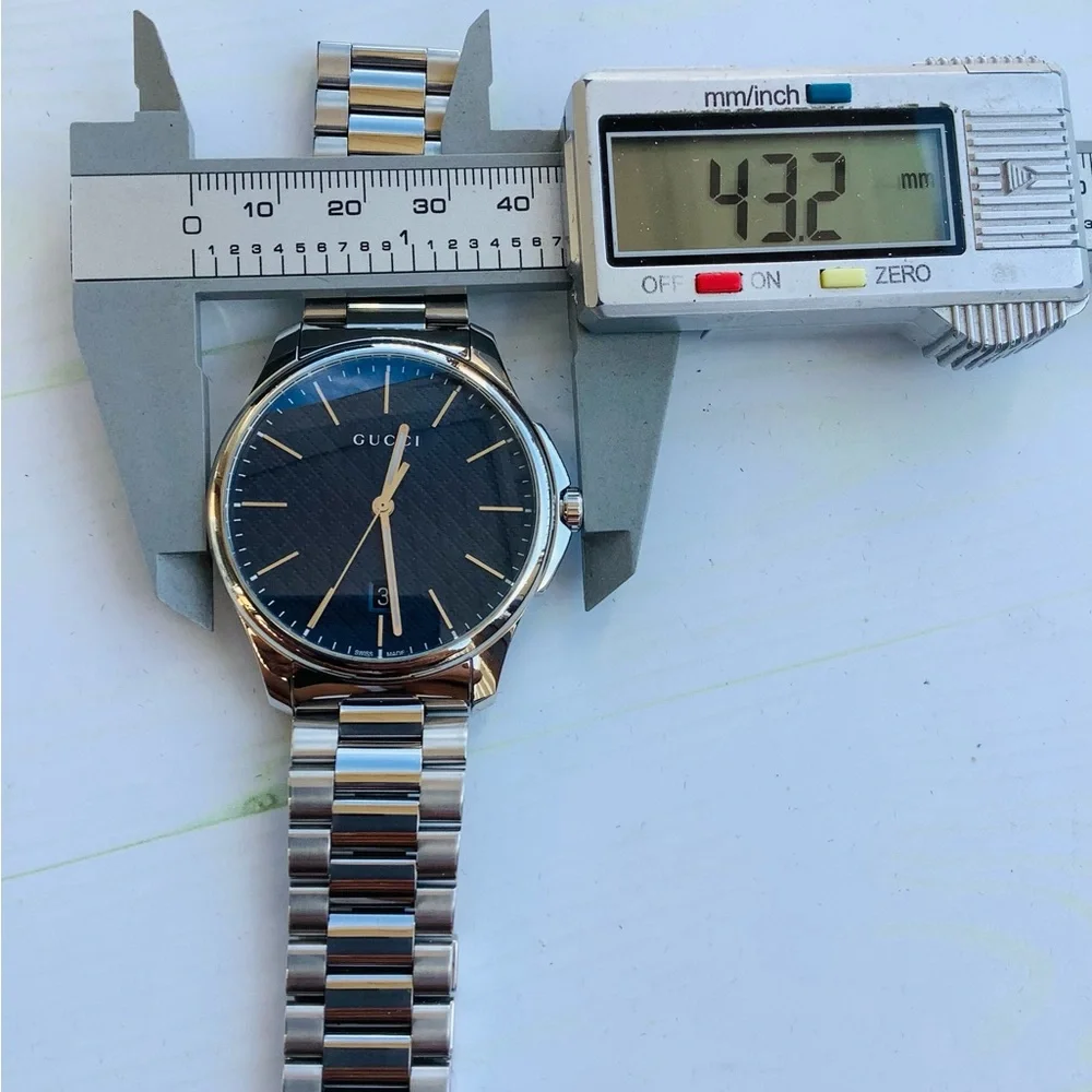 Beautiful GUCCI men’s dress watch💥💥💥